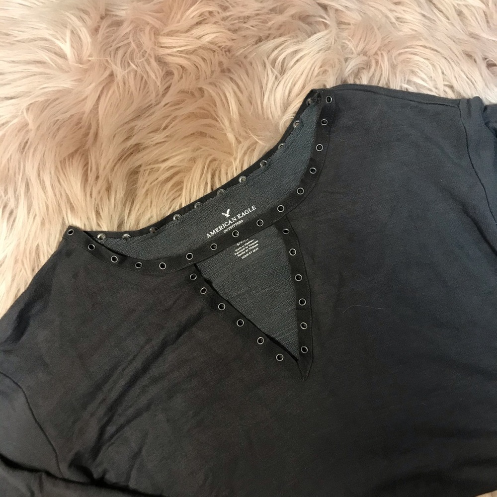 American Eagle Unique V-Neck sweatshirt